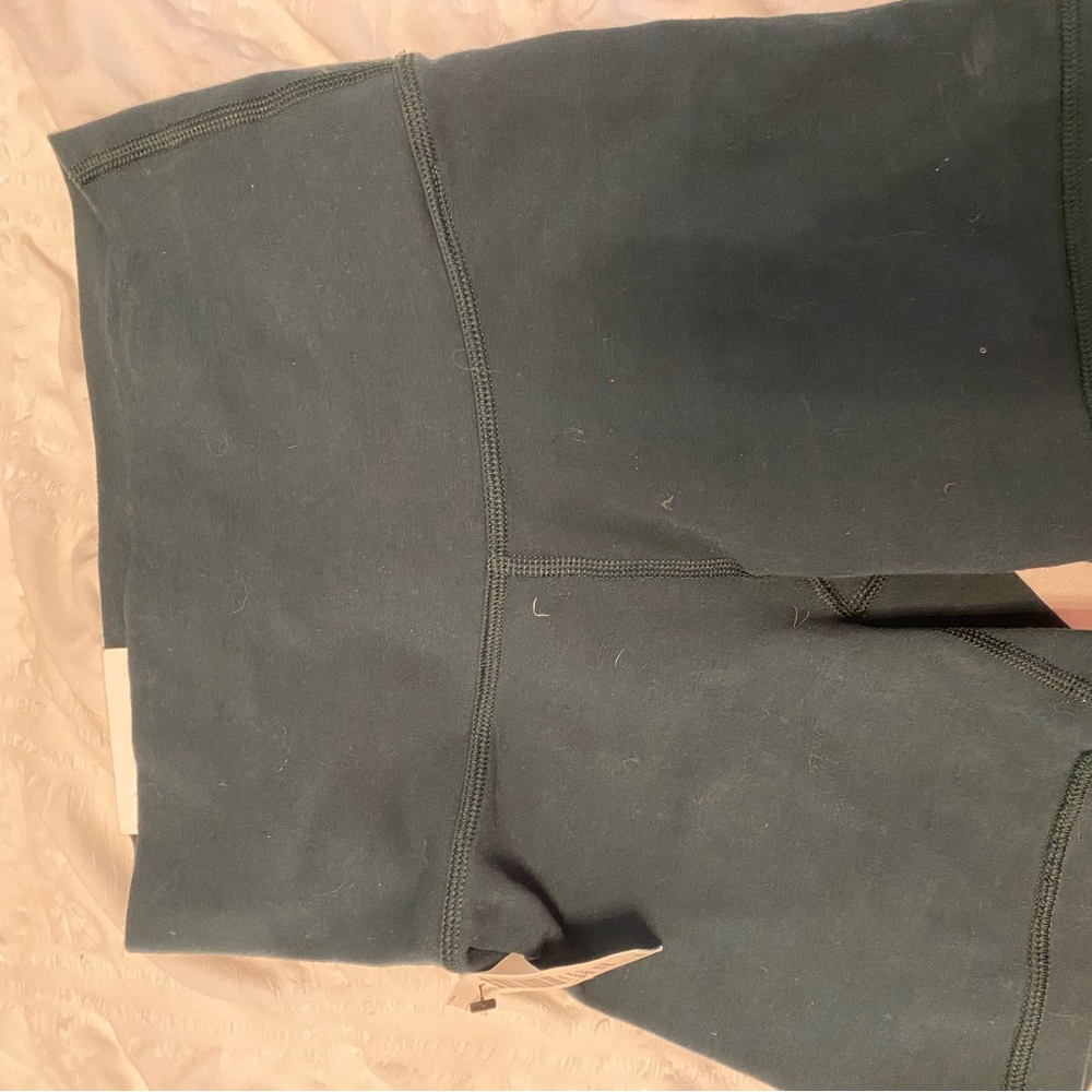 Aritzia Dark Green biker shorts